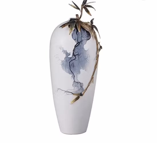 Novo design de fornecedor de alta qualidade na China Vintage esculpir flores em relevo ao redor da xícara de café